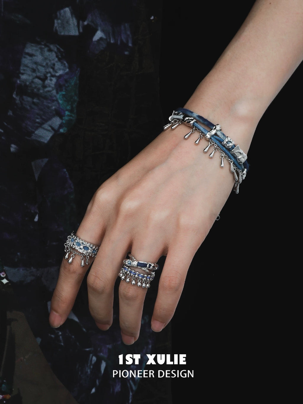 苗 - Miao - Indigo Tie-dyed Cotton Bracelet