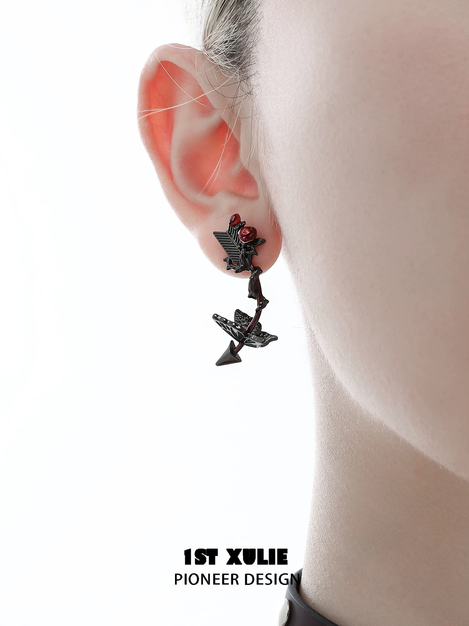 暮色蔷薇 - Twilight Rose Stud Curl Arrow Earrings