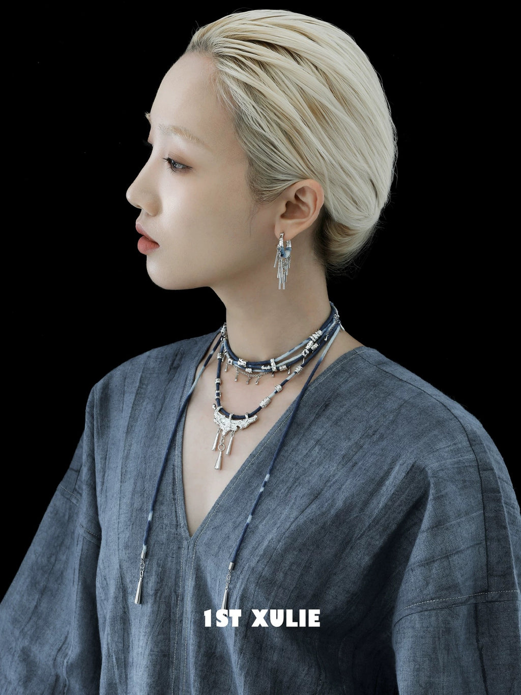 苗 - Miao - Indigo Tie-dyed Cotton Choker & Necklace