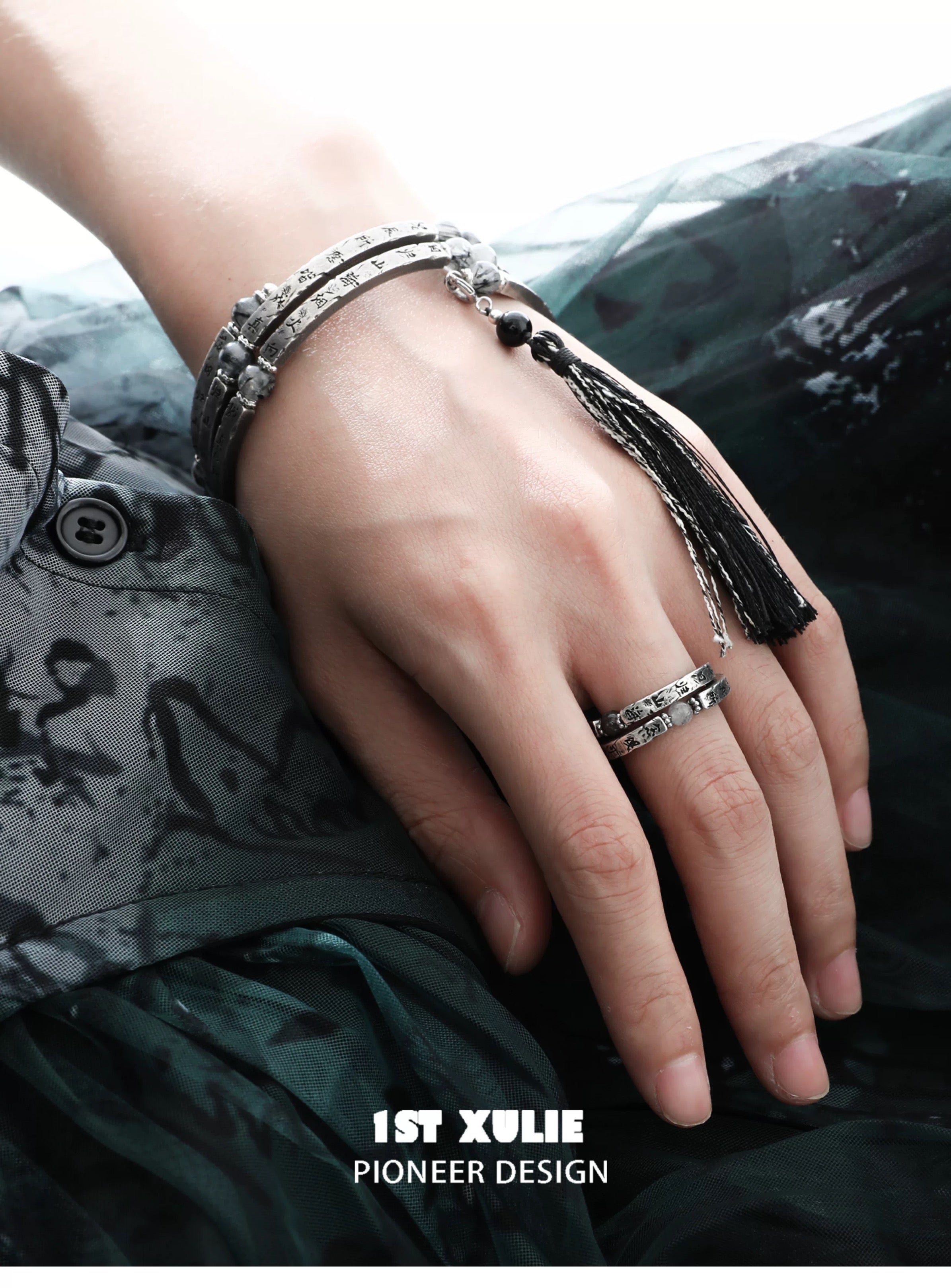 独白系列 - Soliloquy Collection - Oxidized Silver Plated S925 Silver Rutilated Quartz Ring