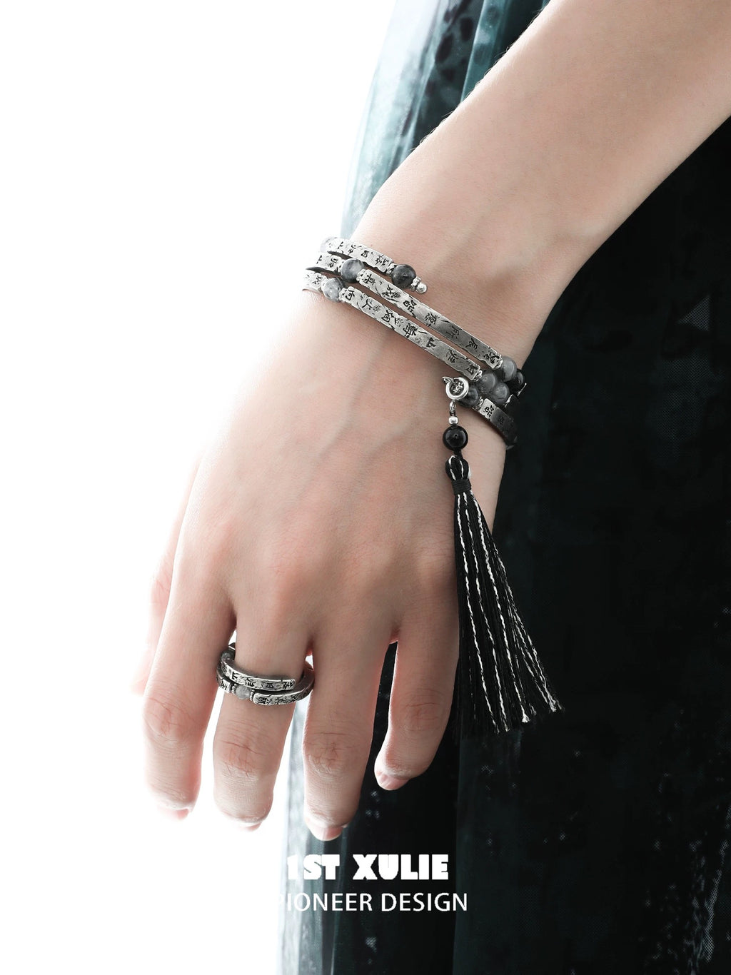 独白系列 - Soliloquy Collection - Oxidized Silver Plate Rutilated Quartz Stack Bracelet (detachable tassel)