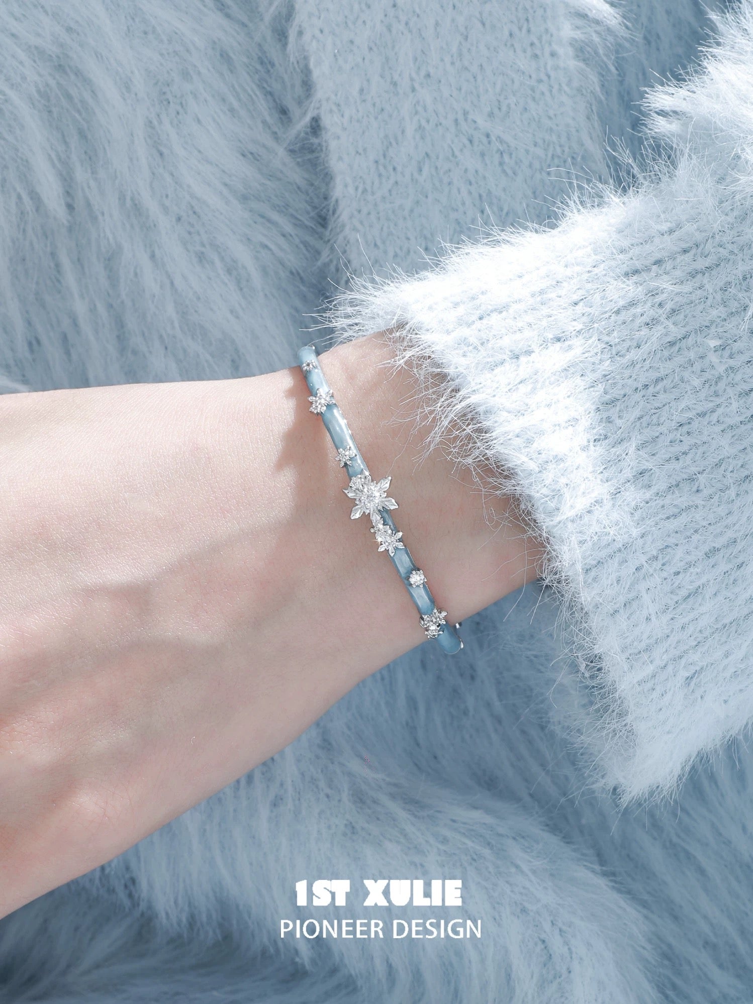 雪国之境 - The Snow Kingdom - Snowflakes Bracelet Sets