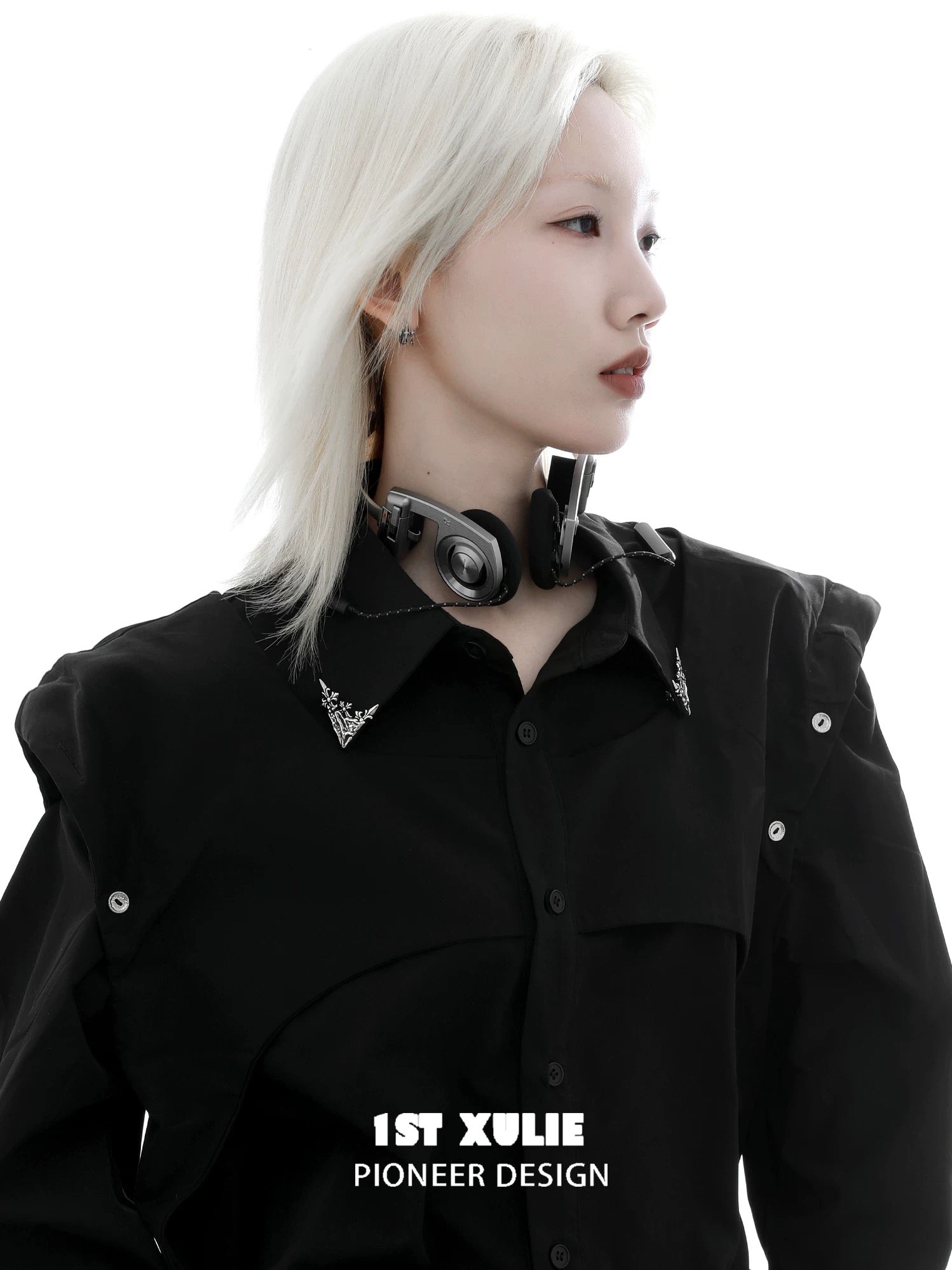 暗黑鸢尾 - Dark Iris - A Pair of Shirt Collar Pins