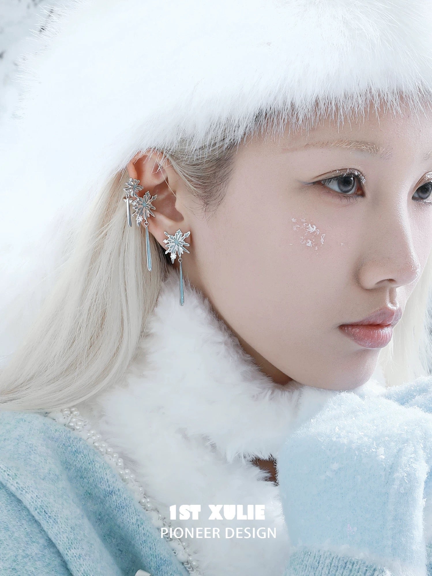 雪国之境 - The Snow Kingdom - Snowflake Stud Earrings