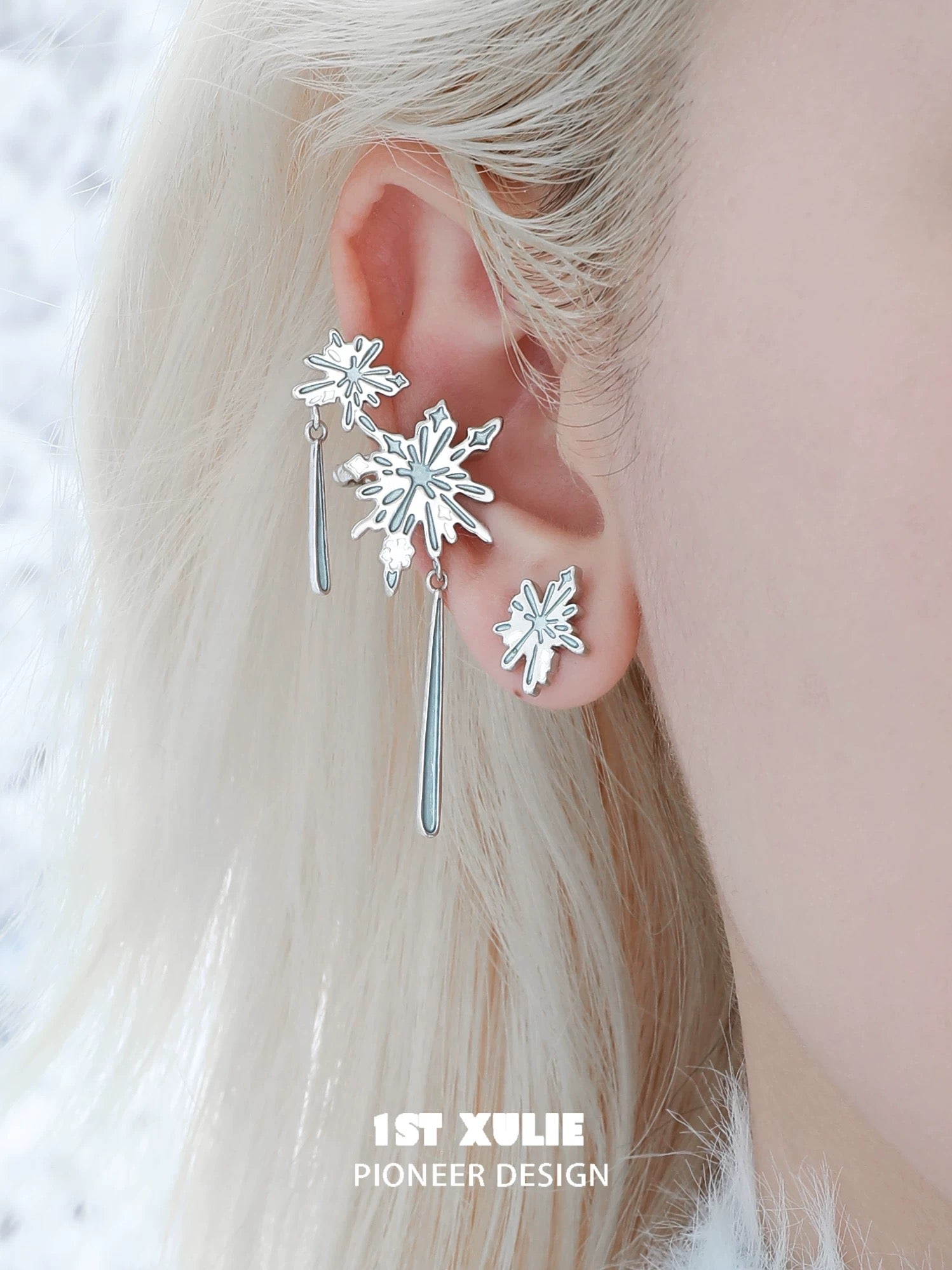雪国之境 - The Snow Kingdom - Snowflake Stud Earrings