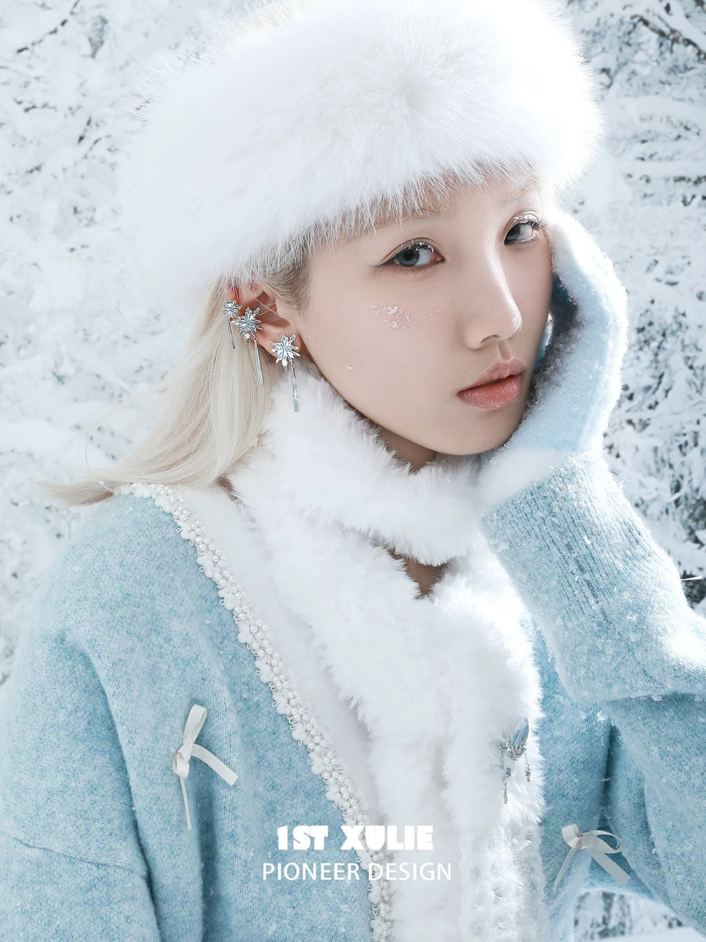 雪国之境 - The Snow Kingdom - Snowflake Ear Cuffs