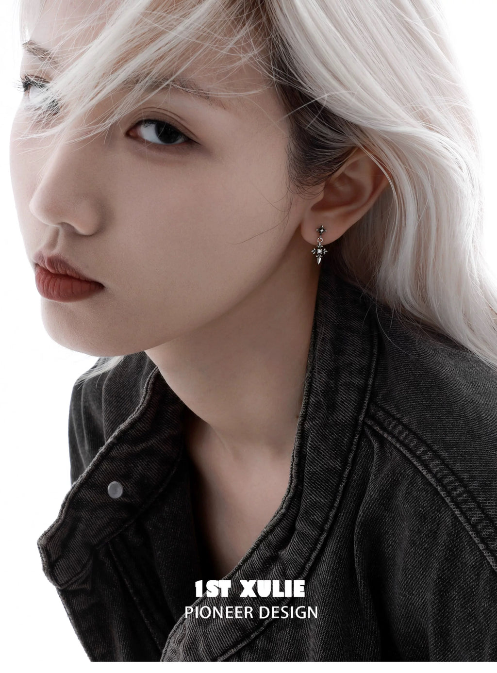 暗黑鸢尾 - Dark Iris - S925 Silver Stud Dangle Earrings