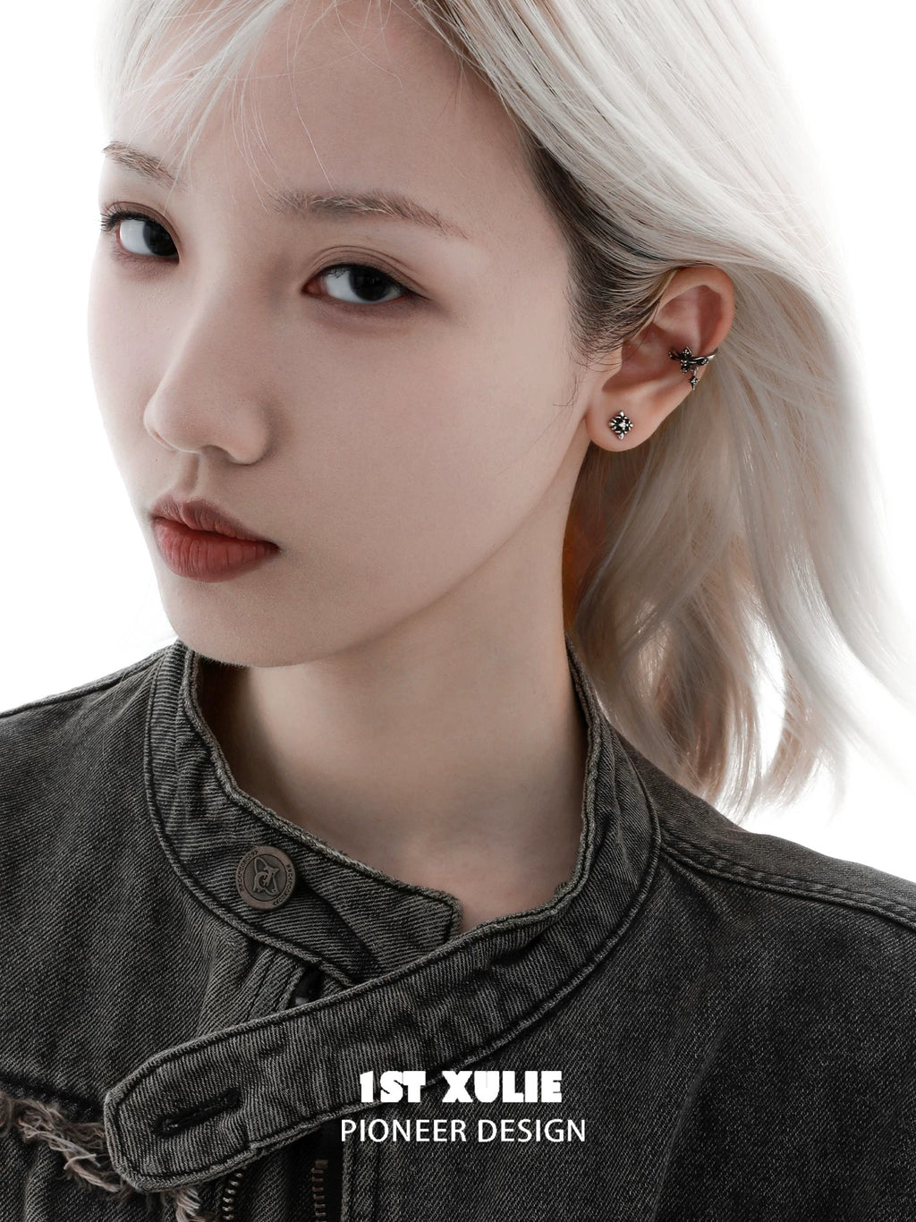 暗黑鸢尾 - Dark Iris - Oxidized Silver Plated Ear Cuffs