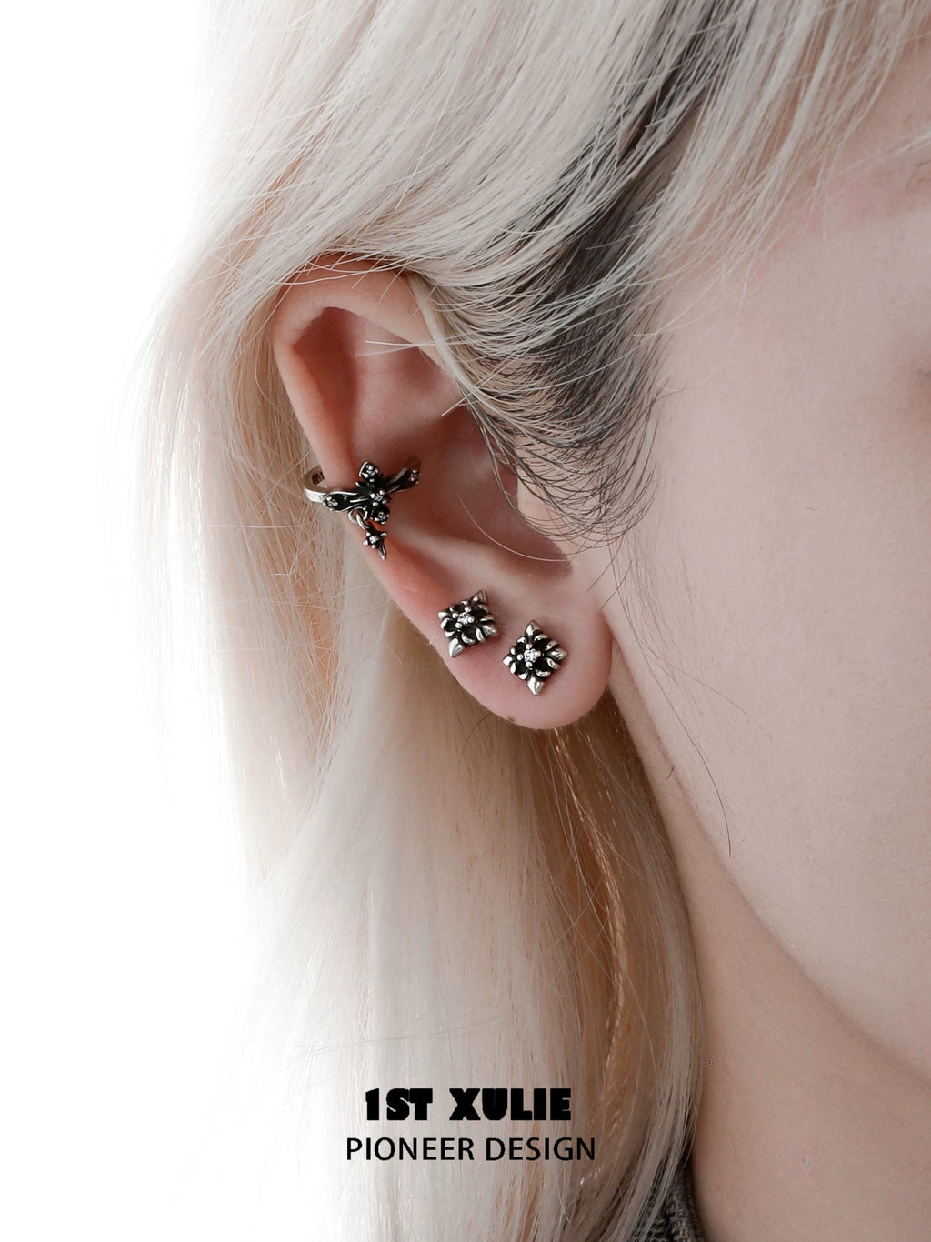 暗黑鸢尾 - Dark Iris - S925 Silver Screw Back Earrings