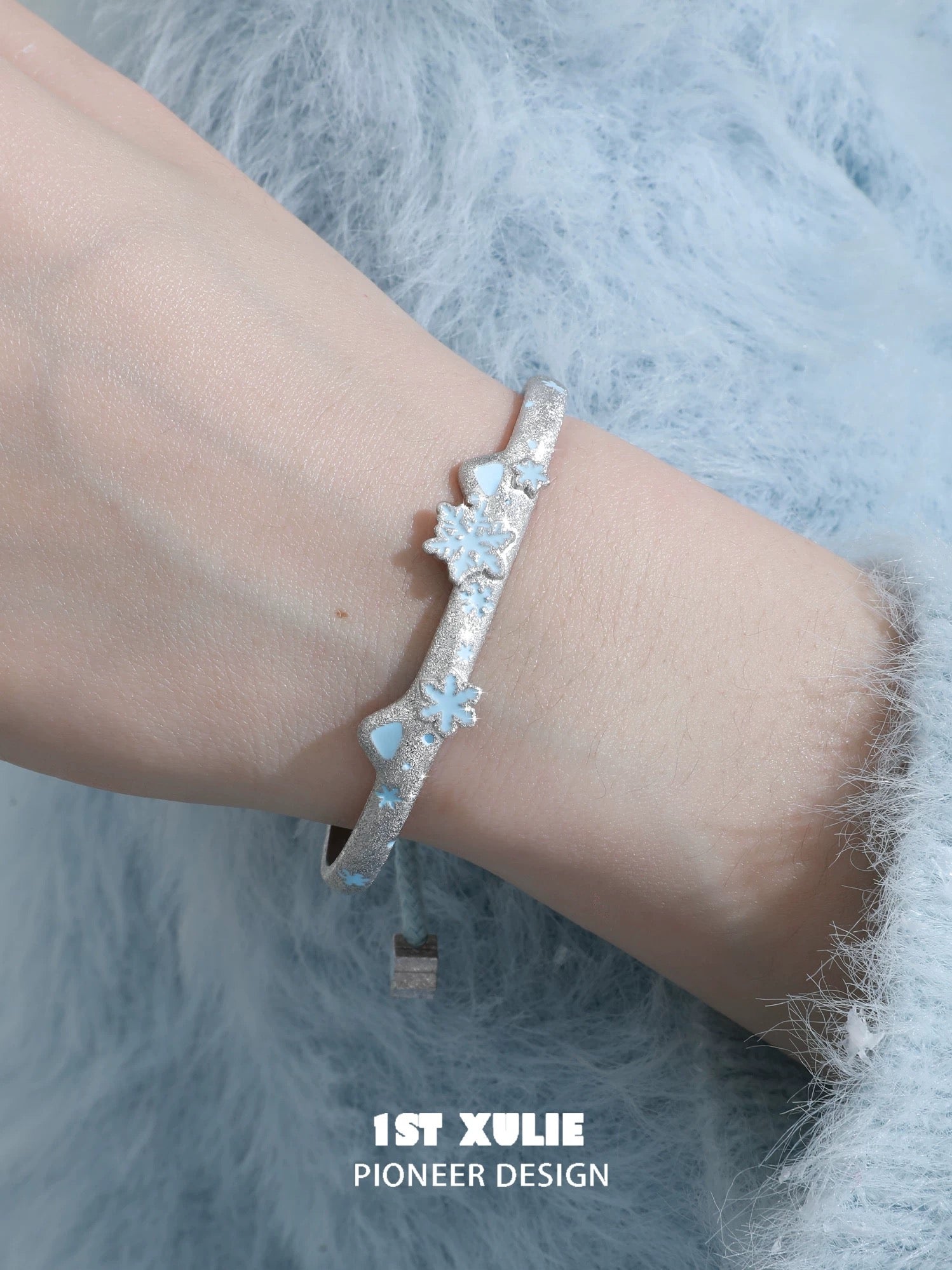 雪花貓咪 - Snowmelt Cat - Bangle with Bell