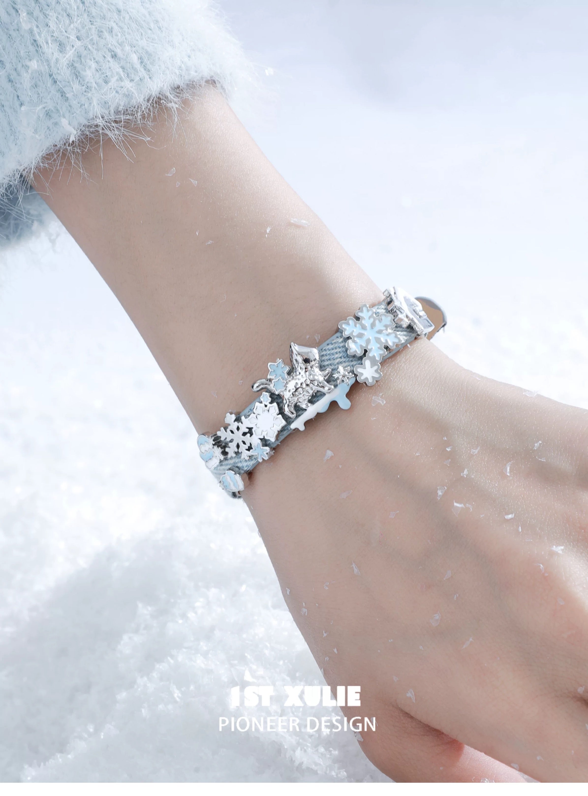雪地萌宠 - Snowy Pony & Kitten Faux Leather Bracelet