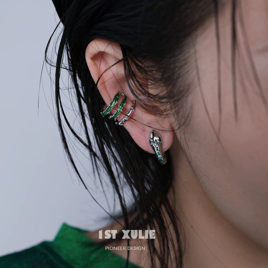 灵蛇 - Serpent Spirit - Snake Huggie Earrings
