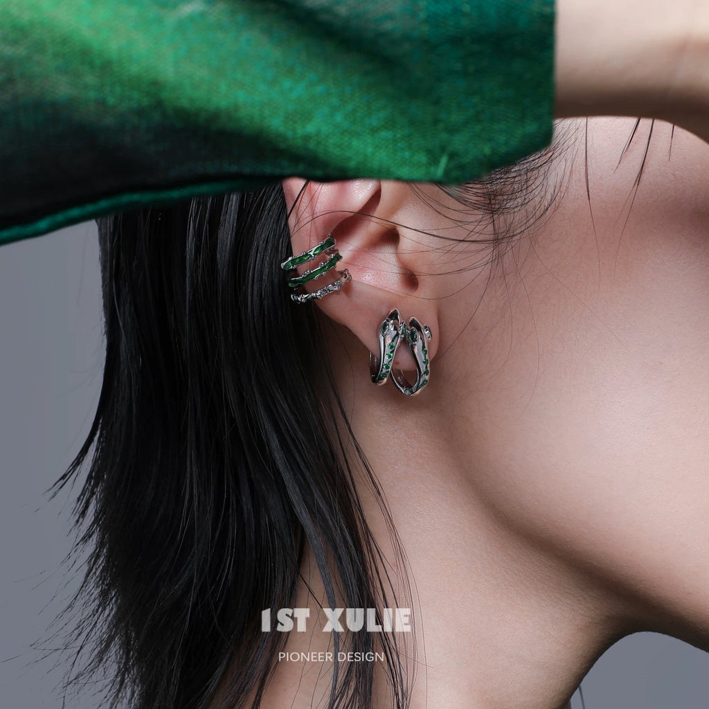灵蛇 - Serpent Spirit - Snake Huggie Earrings