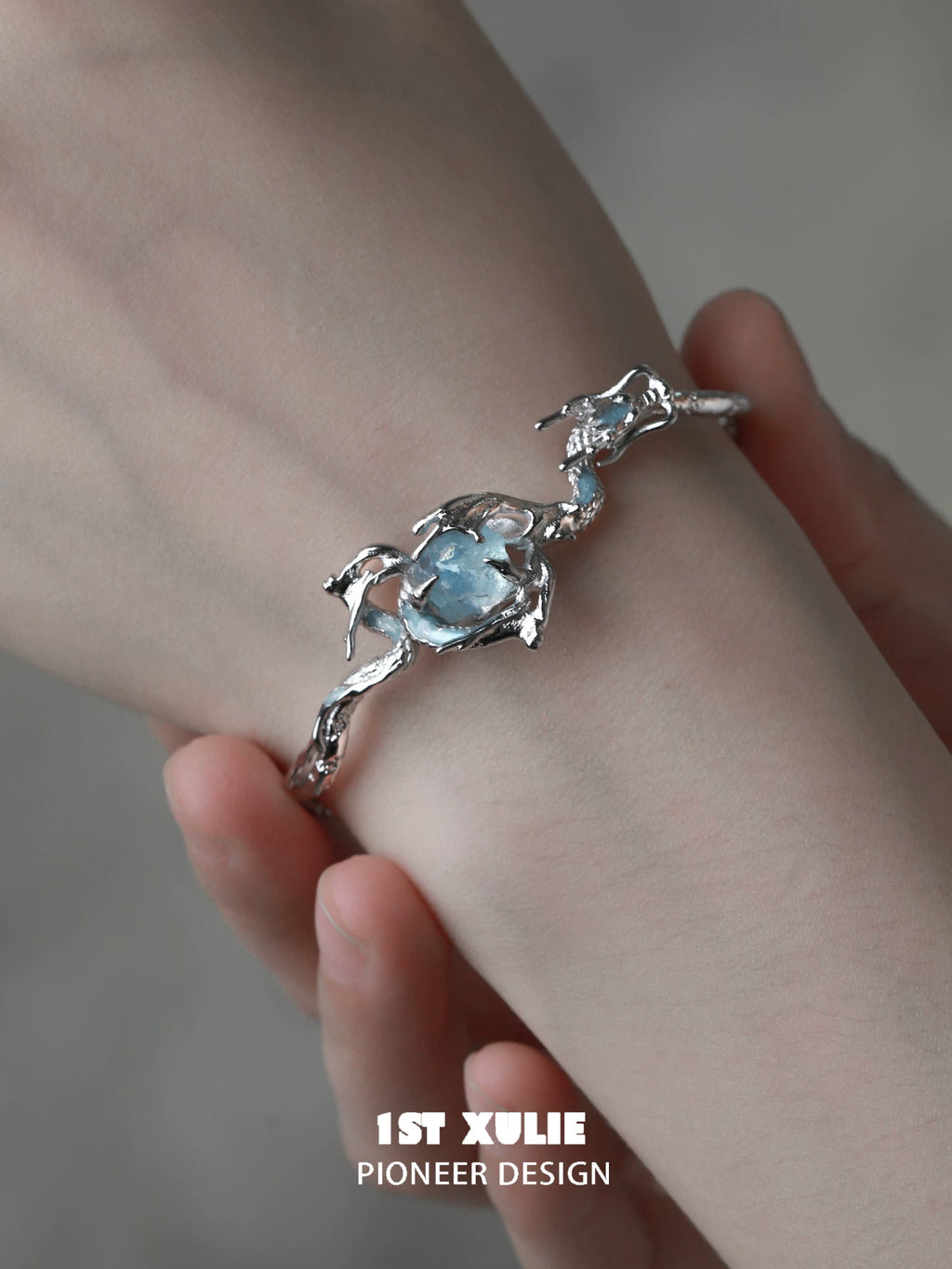 灵龙 - Spirit Dragon - Aquamarine Bracelet