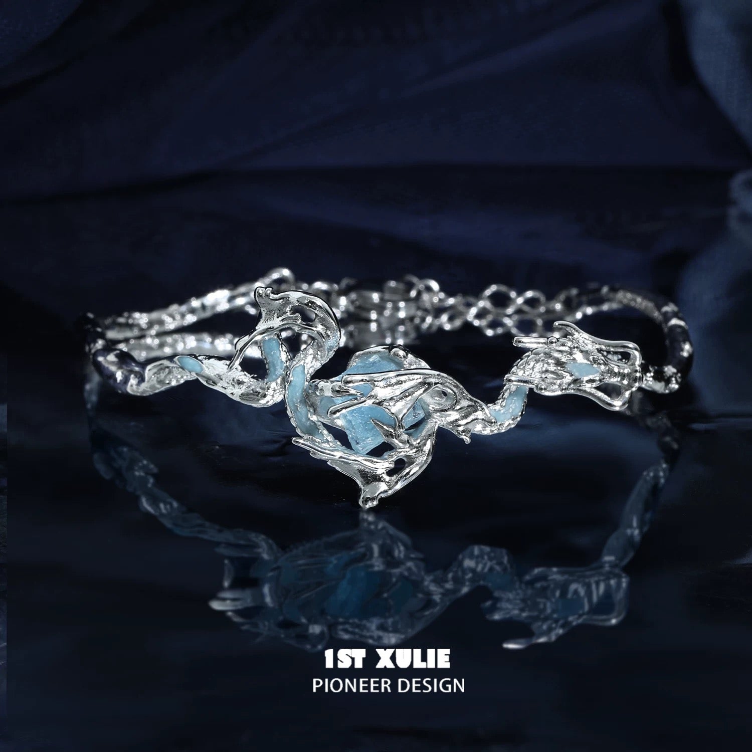 灵龙 - Spirit Dragon - Aquamarine Bracelet