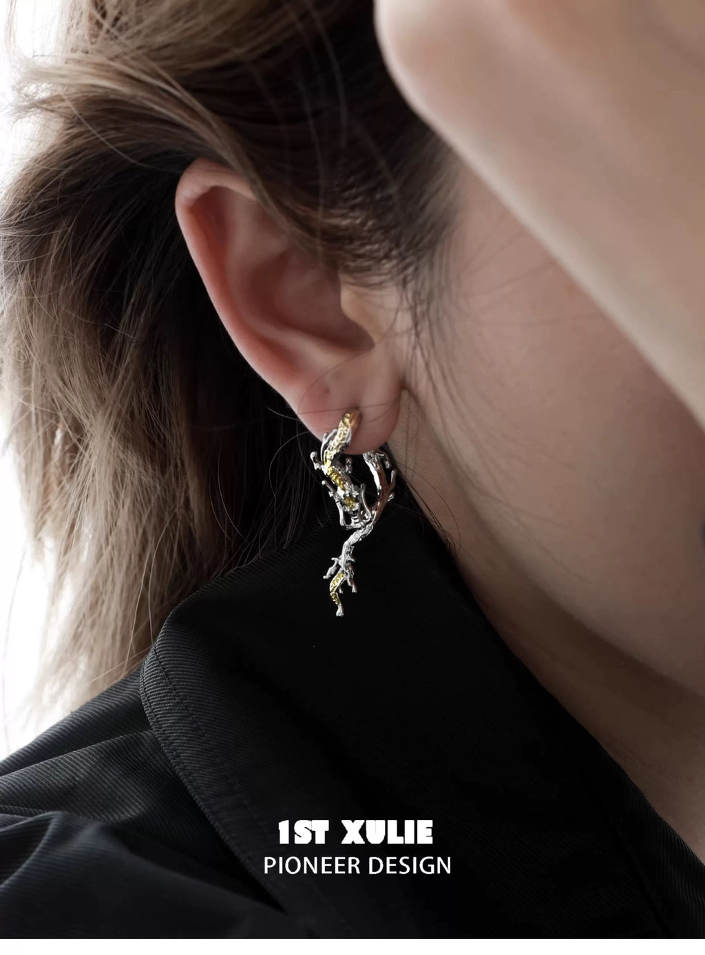 金龙 - Golden Dragon - Mini Dragon Earrings