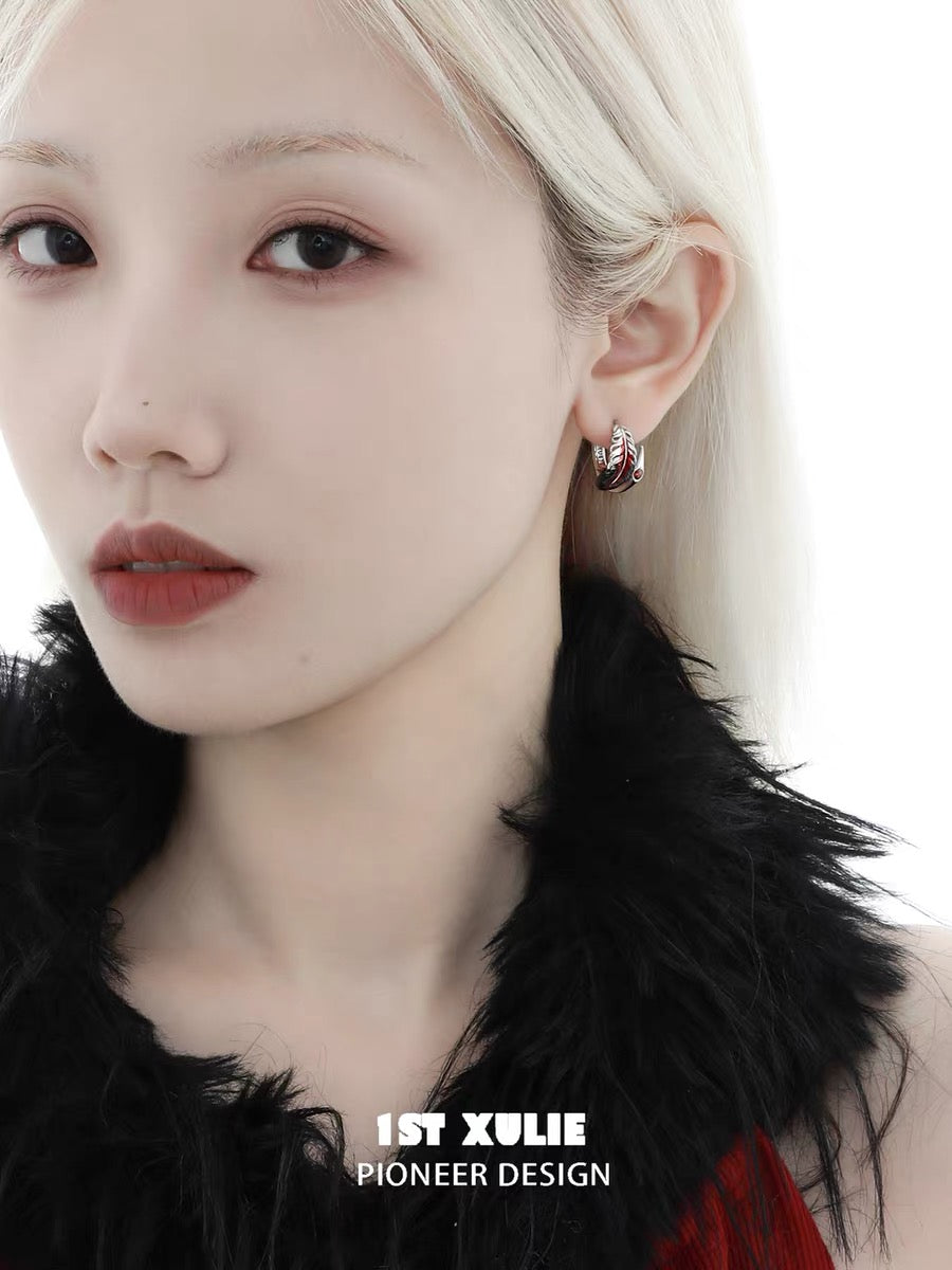灵鹤浮生 - Spiritual Crane - Huggie Earrings