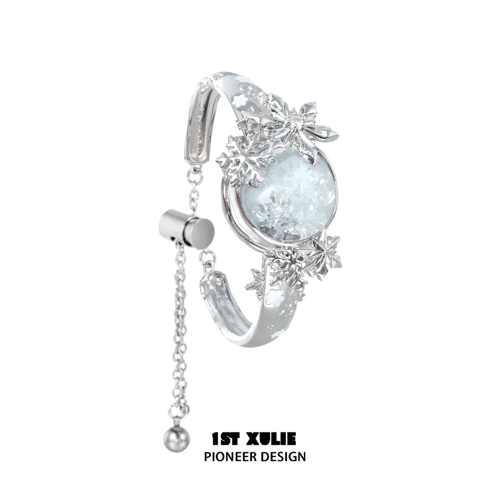 雪国之境 - The Snow Kingdom - Snowflake Crystal Globe Bracelet